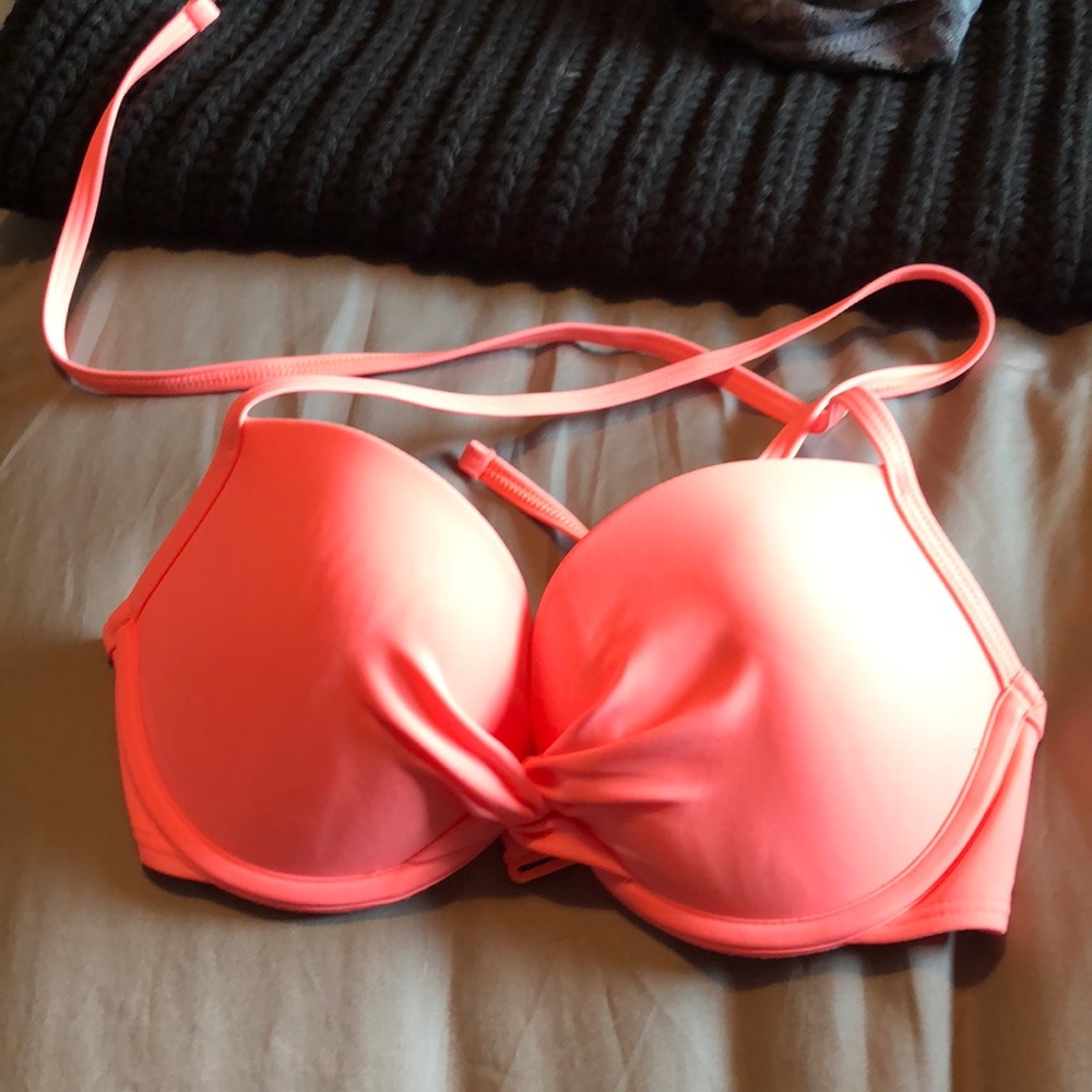Aerie push up top